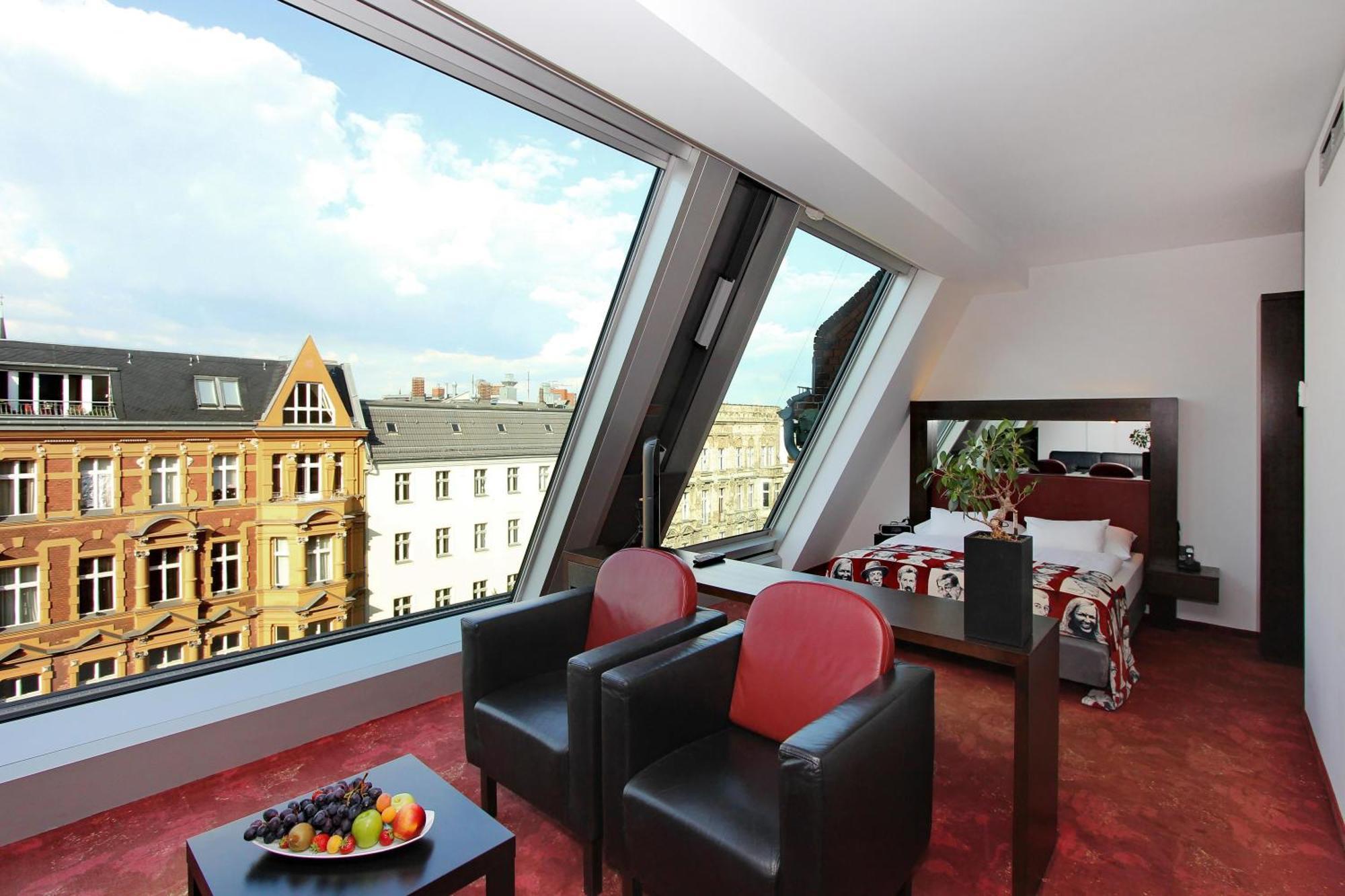 Junior Suite,1599639962:JPEG